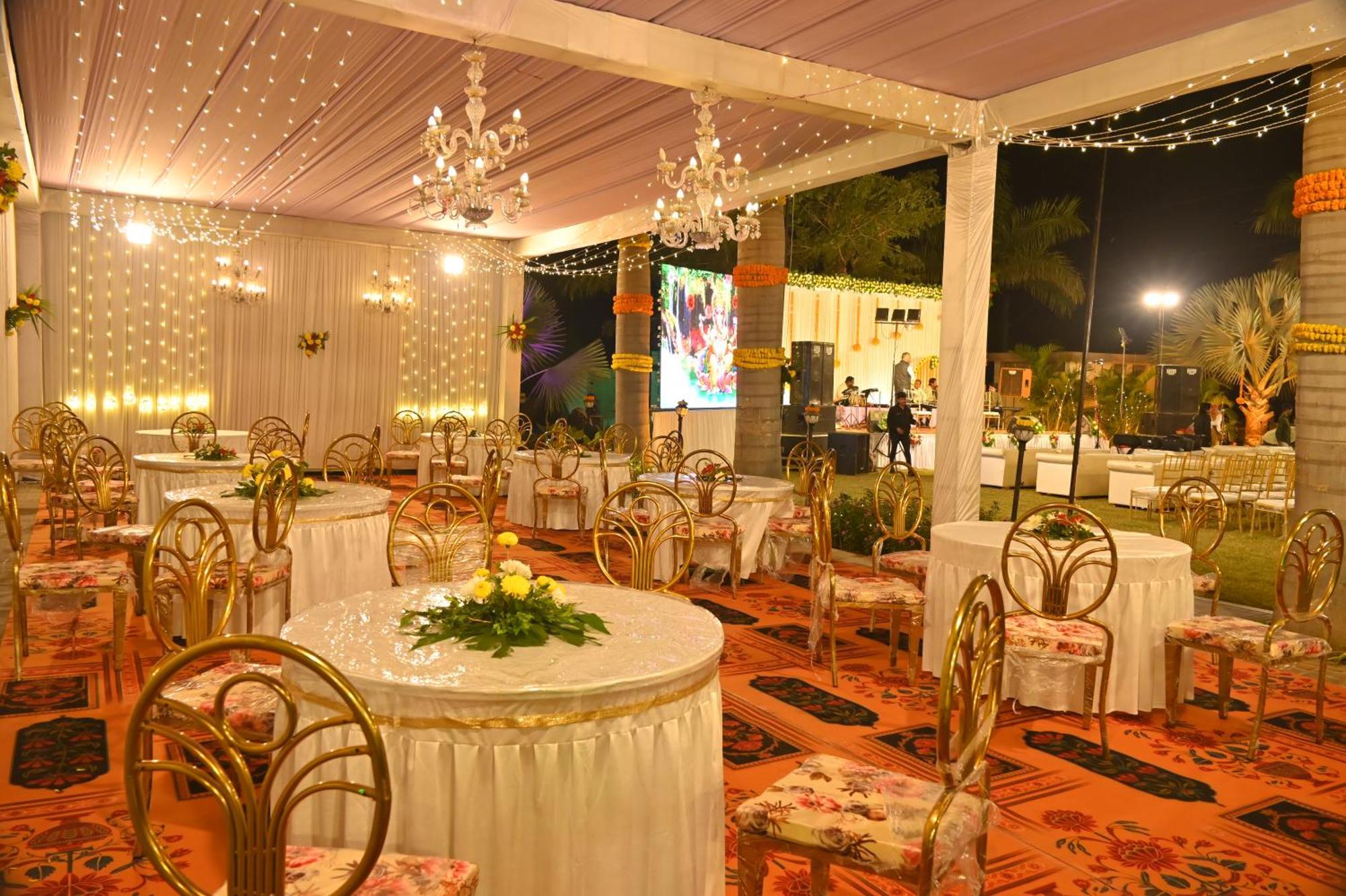 Srijan Inn Abu Road Exterior photo